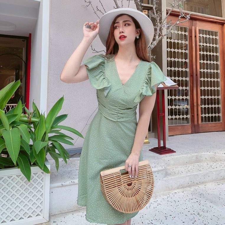 Váy chấm bi cổ chữ V cánh tiên xinh xắn AH08 | BigBuy360 - bigbuy360.vn