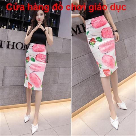 SHOP XINH Phiên bản Hàn Quốc cạp cao 2021 thon gọn in tính khí dài giữa lưng OL qua đầu gối túi hông váy nửa bước Ladies