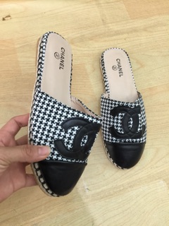 Dép sục nữ