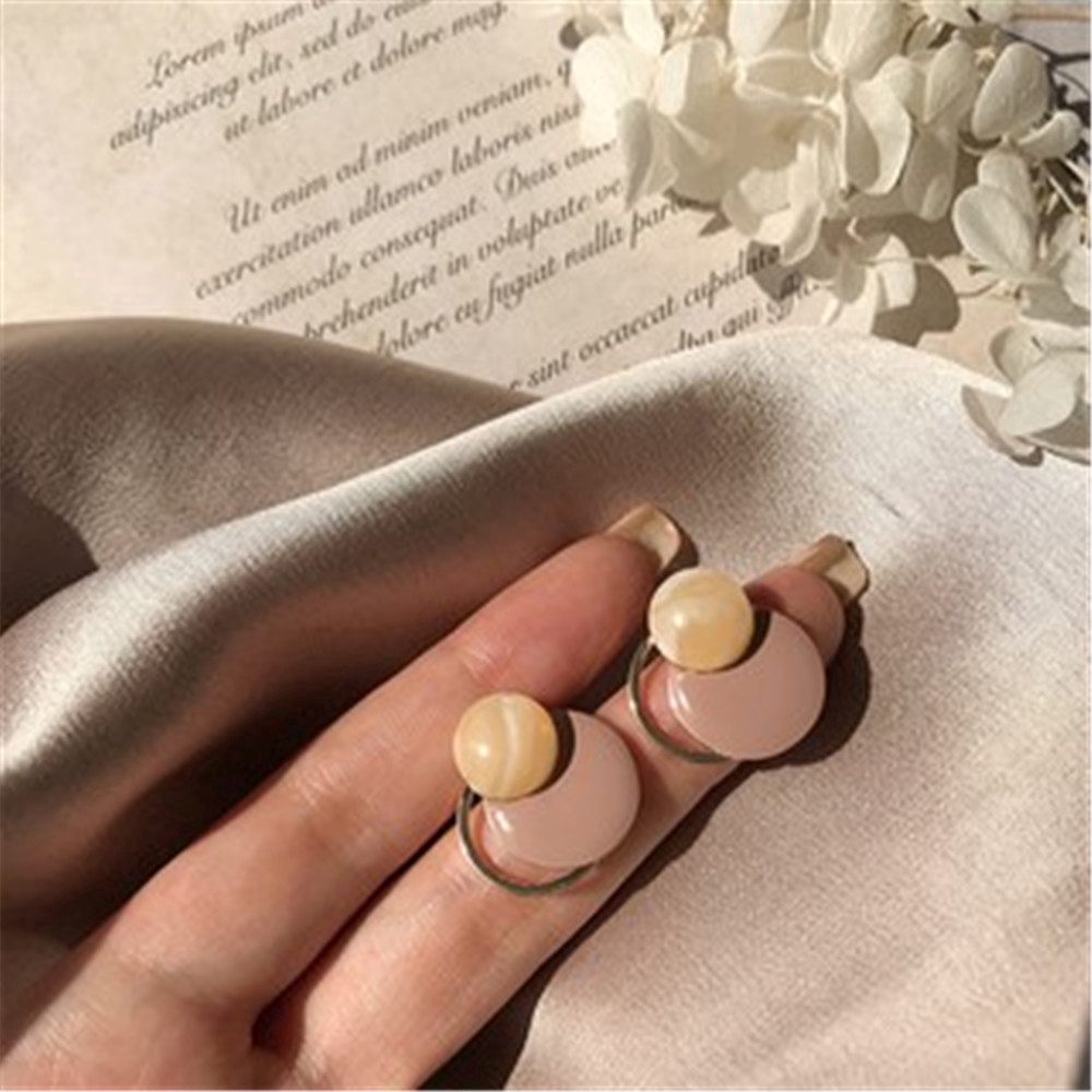 Bông Tai Bằng Kim Loại Thiết Kế Cổ Điển Xinh Xắn Cho Nữ