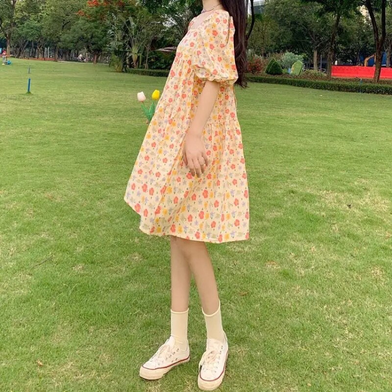 VÁY BABY DOLL HOA NHÍ, CỔ VUÔNG THẮT NƠ TIỂU THƯ | BigBuy360 - bigbuy360.vn