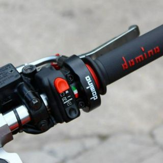 Cùm tăng tốc Domino 2 lỗ dây