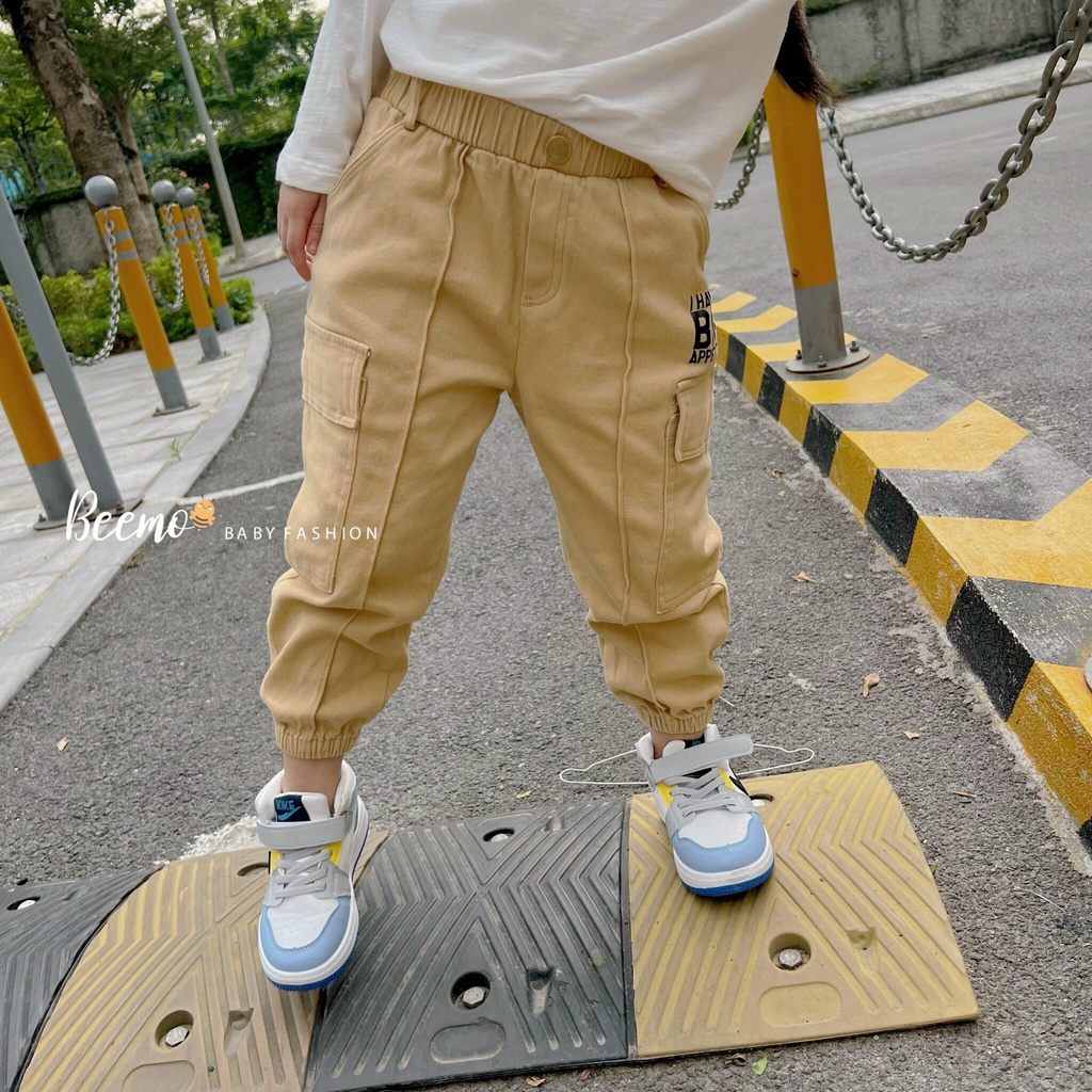 Quần kaki dài đính cúc, túi hộp Beemo