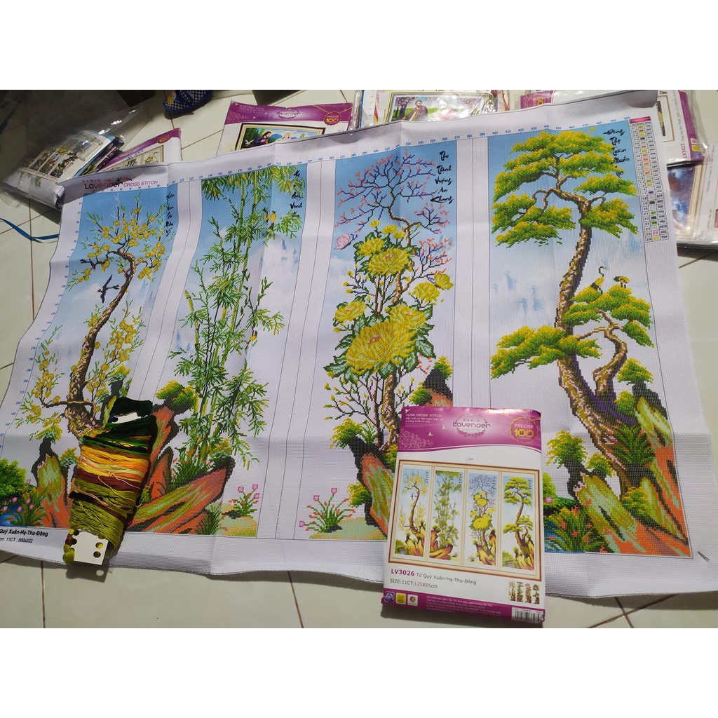 Tranh thêu chữ thập tứ quý KT:125x85cm, Tranh chưa thêu và chưa khung,tặng kéo và sỏ chỉ.