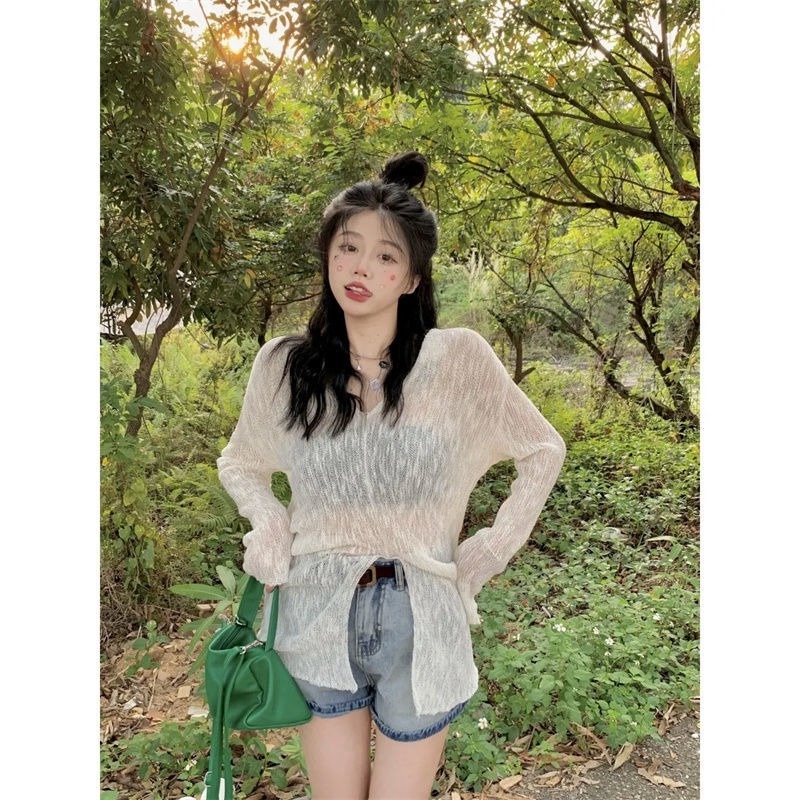 Áo Dệt Kim Tay Dài Cổ Chữ V Form Rộng Thời Trang Hàn Quốc