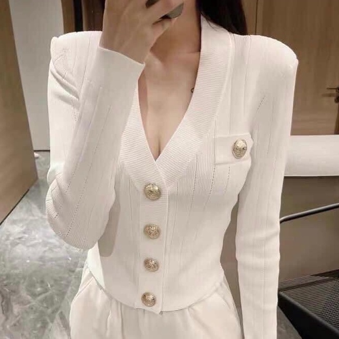 Áo khoác len croptop dáng ôm cổ chữ V cài khuy cao cấp