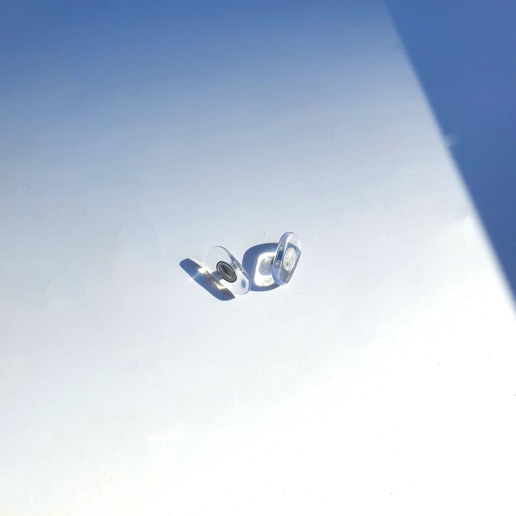 [Mã SKAMCLU7 giảm 10% cho đơn từ 0Đ] Đệm Mũi Silicon Trắng Trong Gọng Kính Chống Trượt Tiện Lợi Lilyeyewear | BigBuy360 - bigbuy360.vn