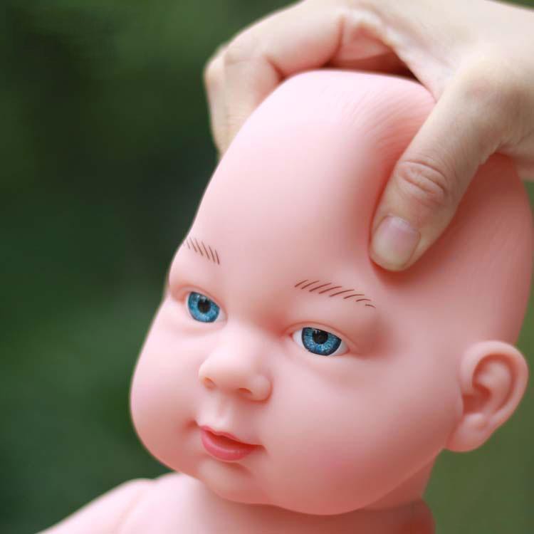 Búp Bê Mô Phỏng Em Bé Gái Sơ Sinh - Silicone Cao 41cm