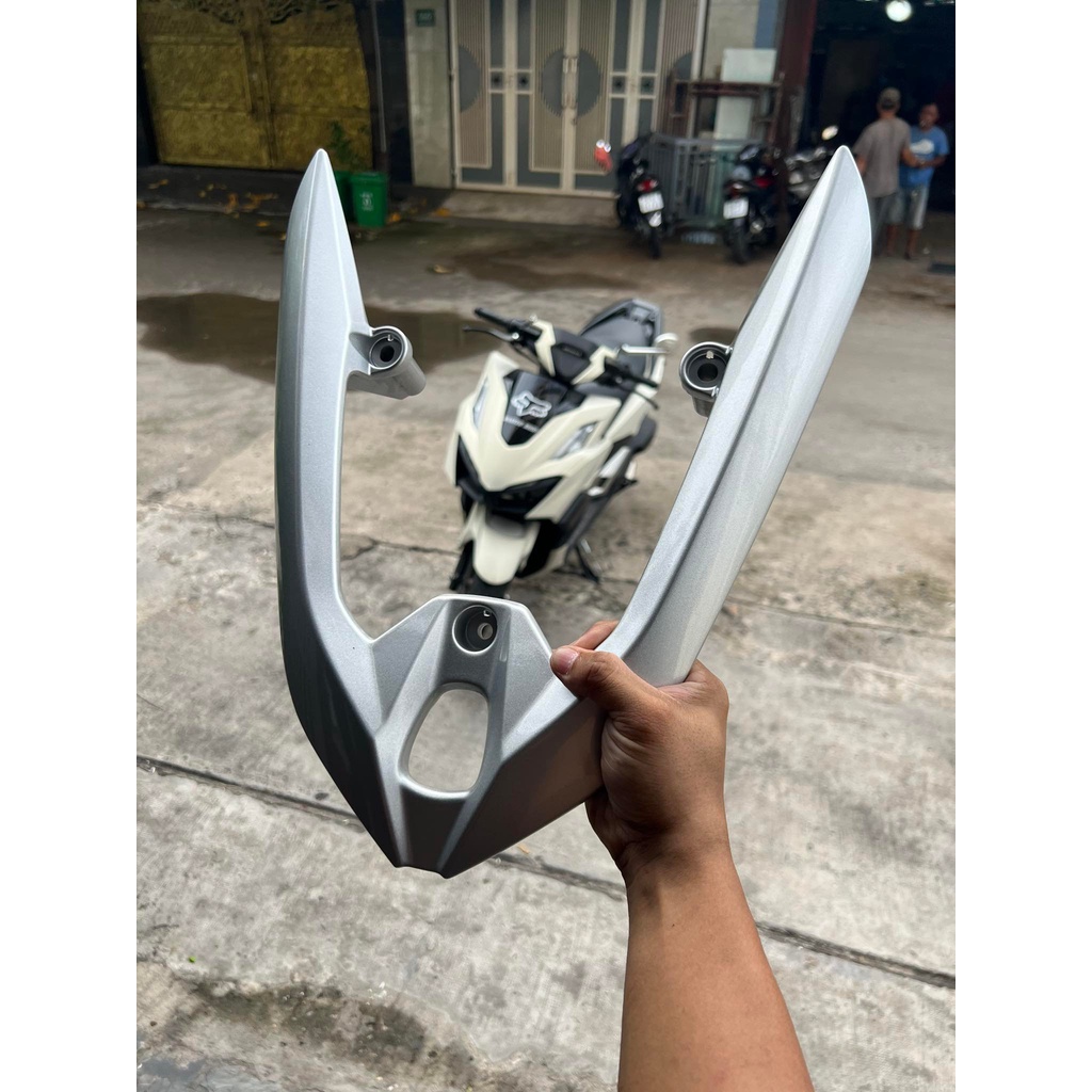 Cảng sau VARIO - CLICK 2018>2021