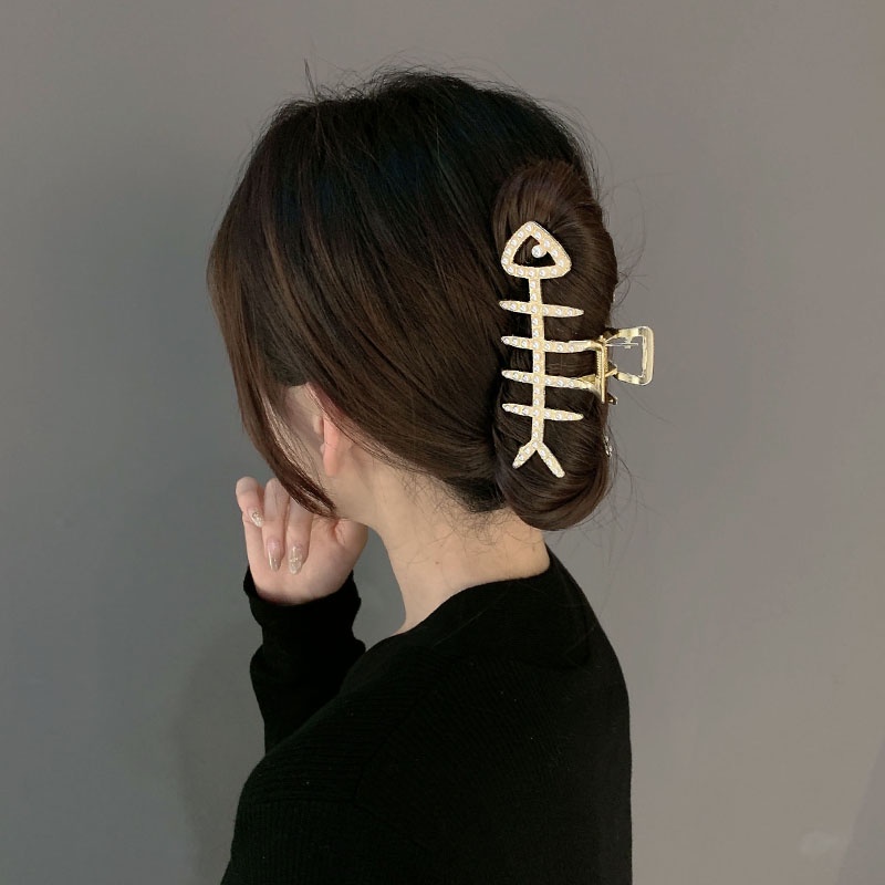 Kẹp càng cua đính đá/ngọc trai giả