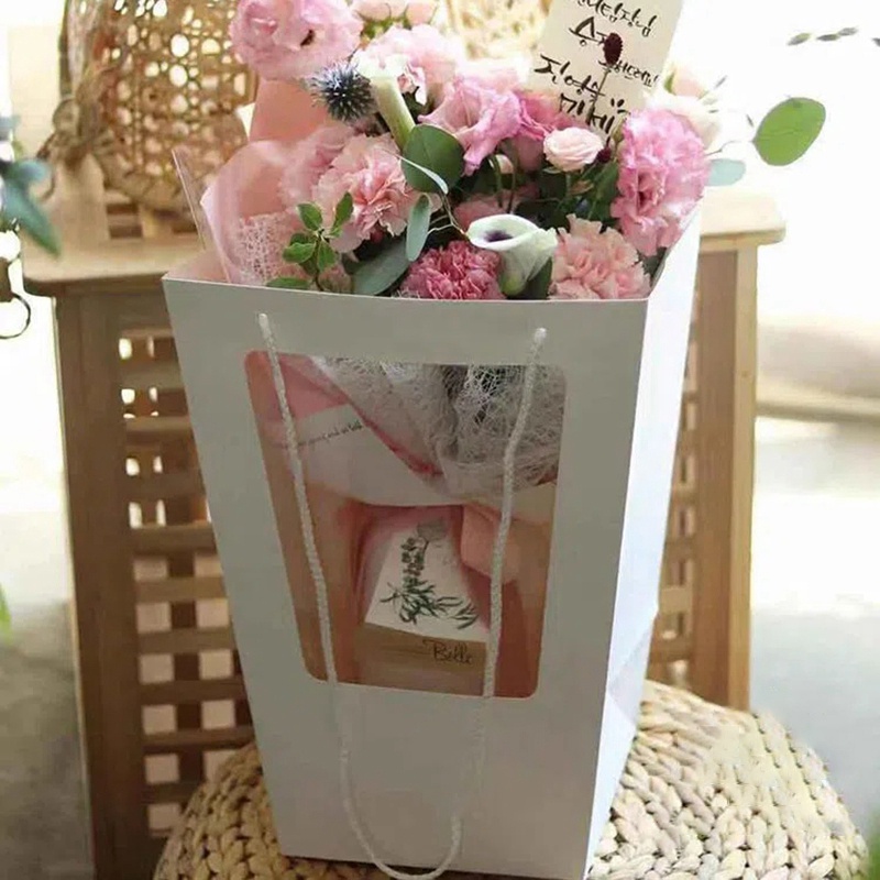 Hộp Đựng Quà Có Tay Cầm Hình Thang Độc Đáo