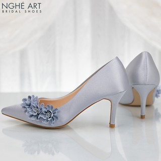 Giày cưới Nghé Art satin xám hoa xanh 317