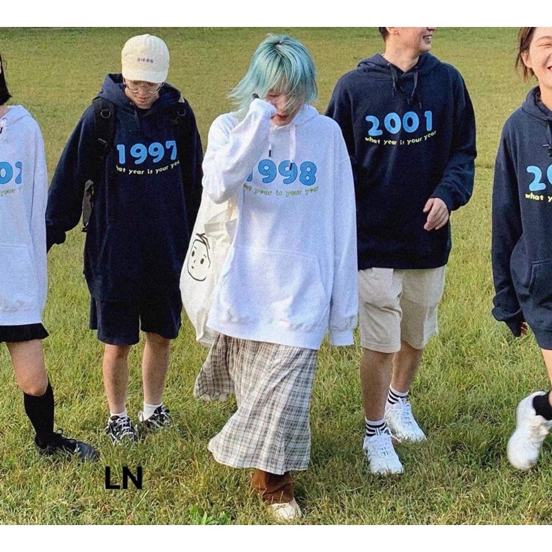 Áo hoodie in năm sinh theo yêu cầu