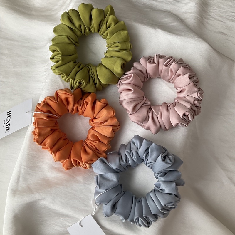 Buộc tóc S - SCRUNCHIES by HENDE studies vải lụa satin cao cấp