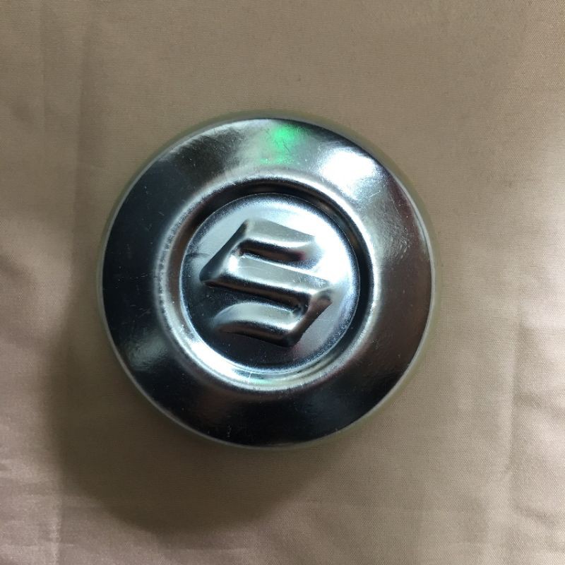 Nắp chụp bánh xe Suzuki Carry 5 tạ 7 chỗ su cóc