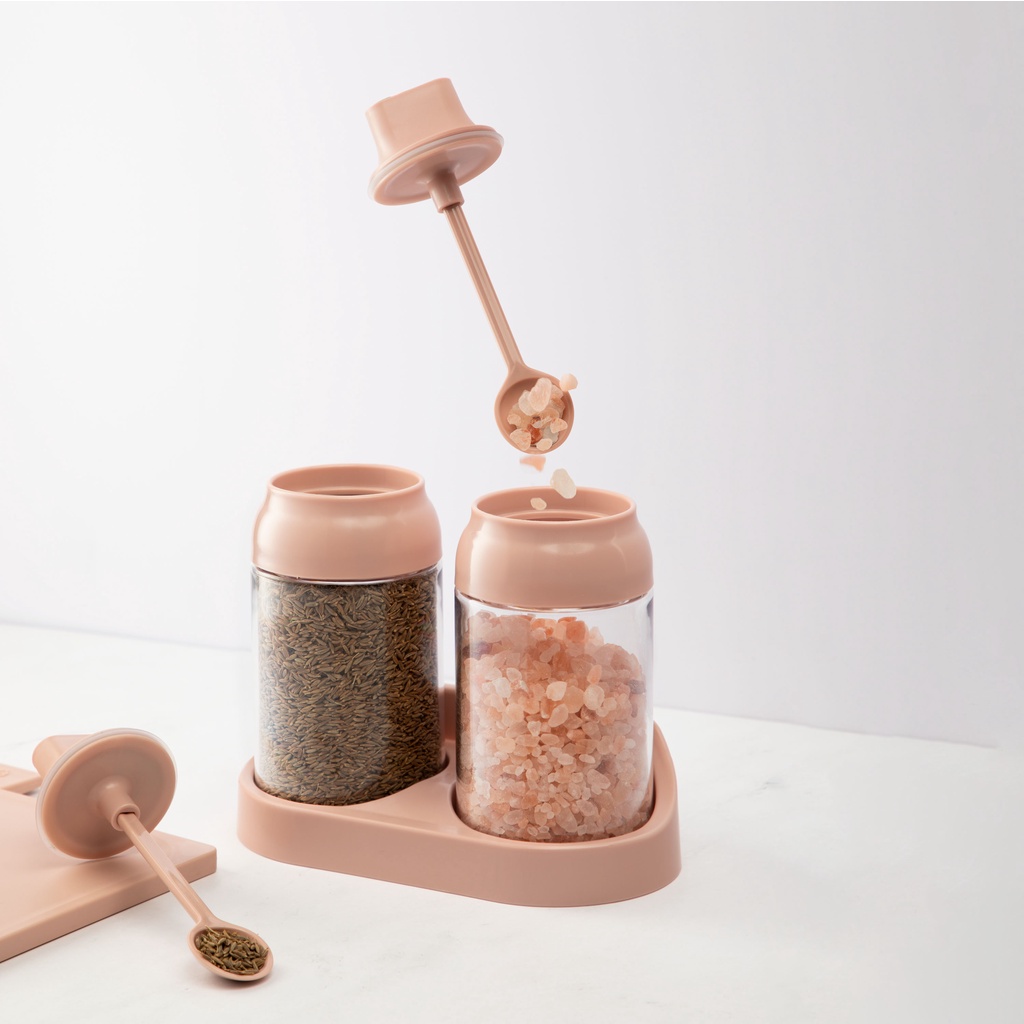 Bộ 3 hộp gia vị Tritan Yoko - Sản phẩm đạt tiêu chuẩn Nhật Bản, được rất nhiều bà nội trợ tin dùng.