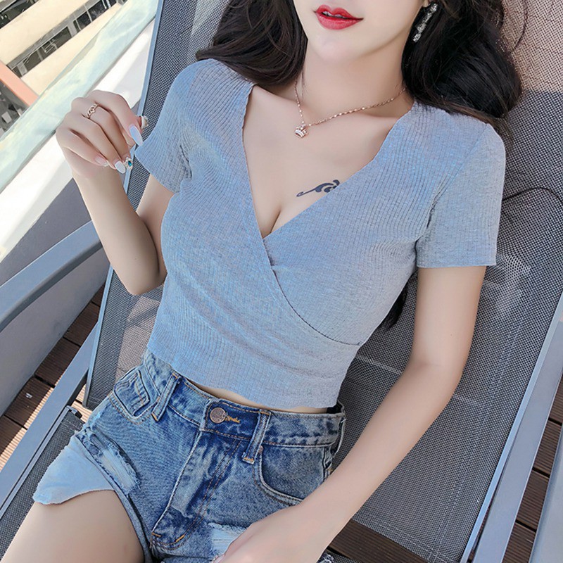 Áo Croptop tay ngắn thiết kế cổ chữ V quyến rũ cho nữ
