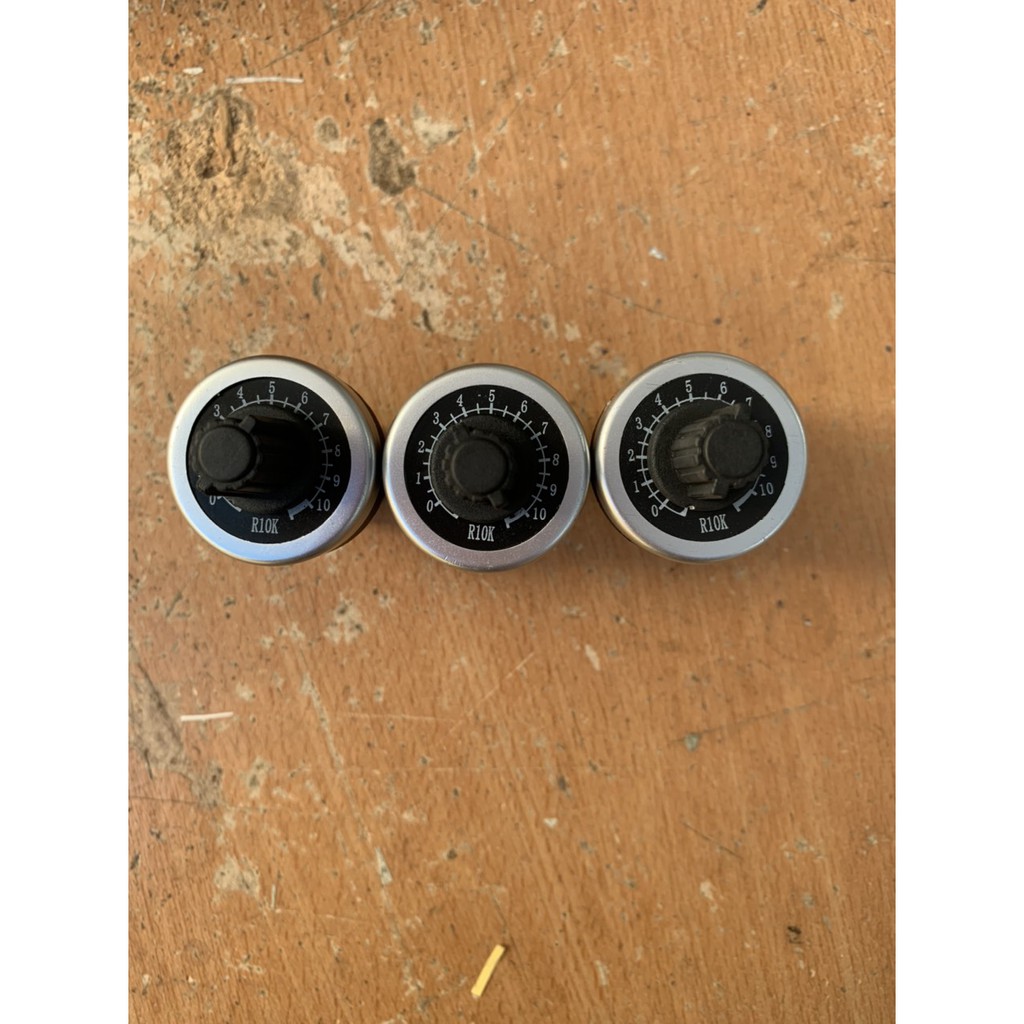 Chiết áp fi 22 xoay có sẵn chia vạch LA42Dwq 22    10k