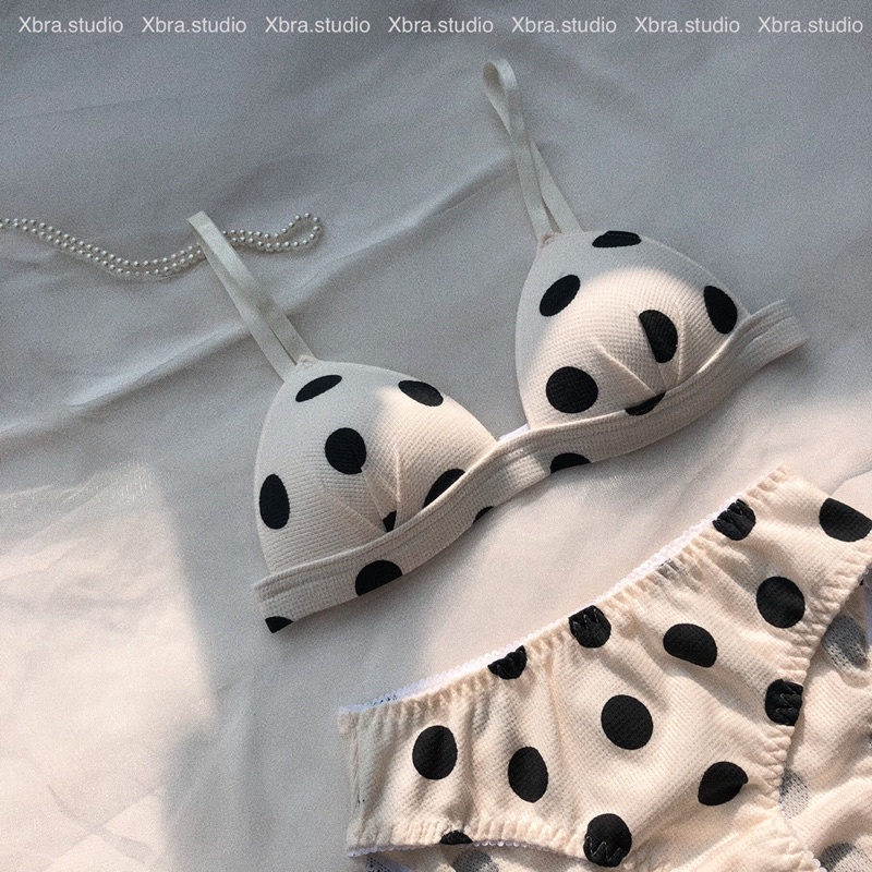 Bộ đồ lót áo tam giác mút liền chấm bi màu kem dễ thương