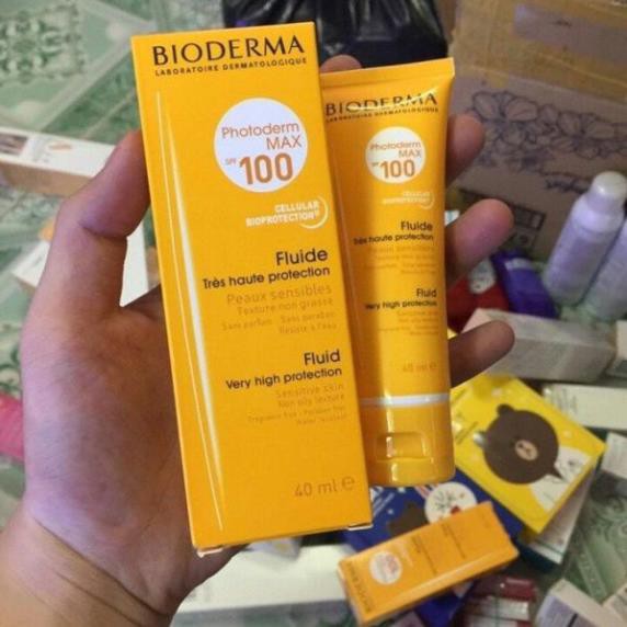 Kem chống nắng Bioderma Photoderm Max Aqua Fluide SPF 100+