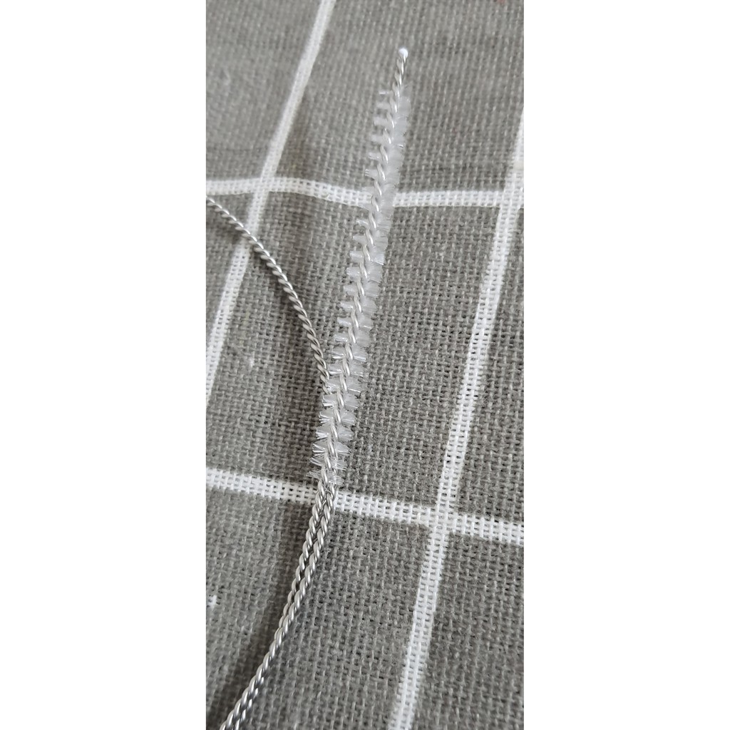 Dụng cụ vệ sinh dây máy hút sữa dài 70 cm