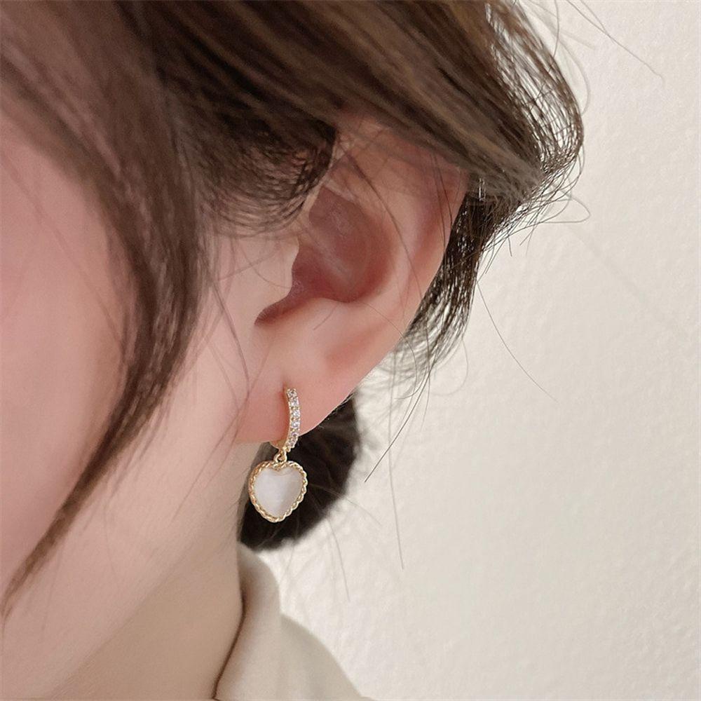 Bông Tai Hình Mắt Mèo Dễ Thương Phong Cách Cổ Điển Thời Trang Cho Nữ|Bông Tai Dạng Vòng Thời Trang Dành Cho Nữ