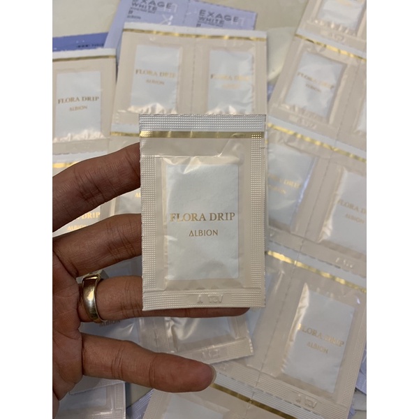 Nước dưỡng da Albion Flora Drip gói 3ml