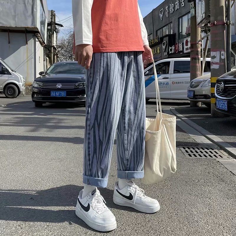 Men jeans Wide Leg denim pant Loose Straight Baggy men's jeans Streetwear Hip Hop casual Skateboard pants S-5XL Neutral trousers Zebra jeans men's straight tube loose spring and autumn daddy pants high street fashion Hong Kong style wide leg pants Korean