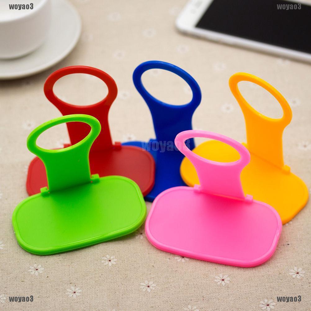 Đế Sạc Điện Thoại Bằng Nhựa Nhiều Màu Kích Thước 9X5.4Cm