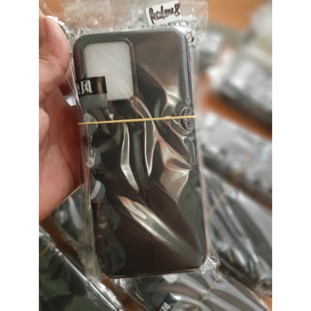 Ốp Lưng Auto Focus Realme 8