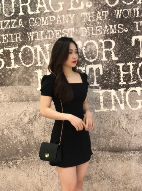 Váy BIGSIZE - Váy suông đen cổ vuông chất tằm đũi Hàn