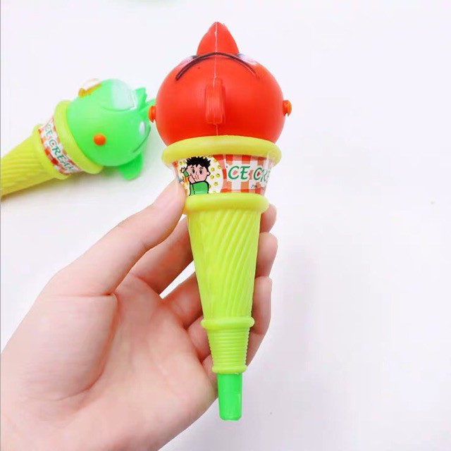 Chiếc kèn thú hình cây kem đồ chơi