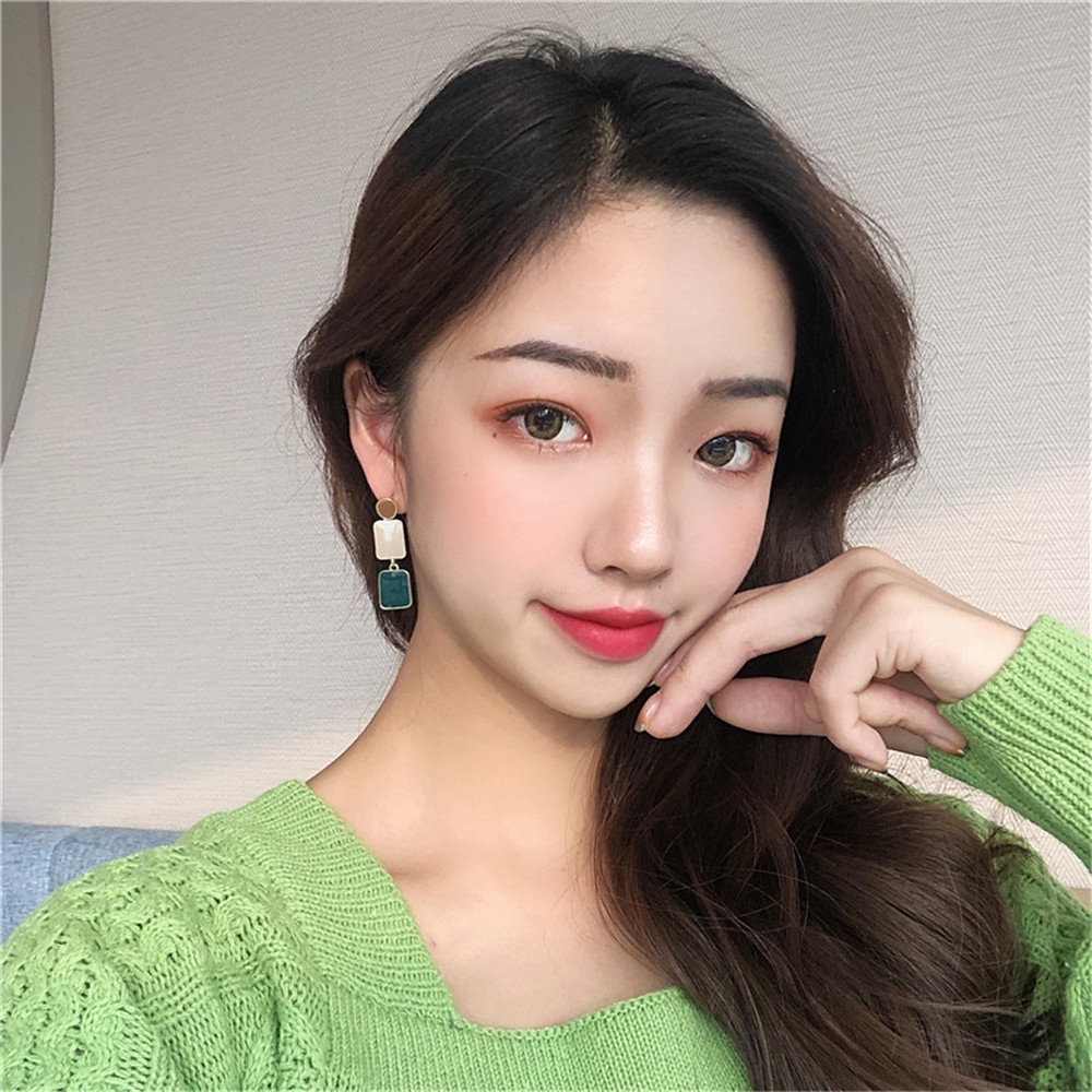 Khuyên Tai Nữ Trang Dáng Dài Tạo Hình Độc Đáo