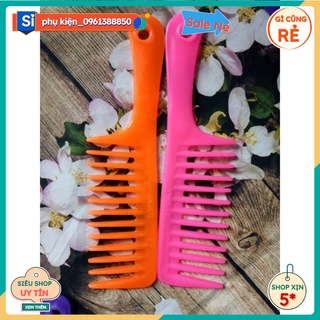Lược nhựa thưa chải tóc uốn giá sỉ