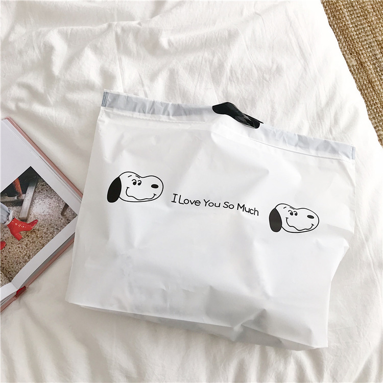 Túi đựng đồ dùng phối dây rút kích thước 39x30cm in họa tiết hoạt hình Snoopy đáng yêu có thể tái sử dụng tiện lợi