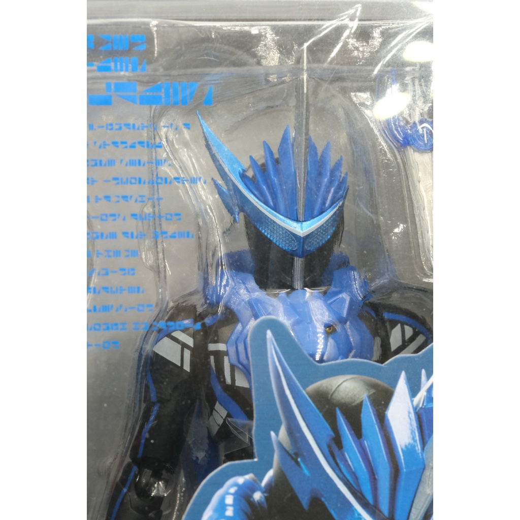 Mô hình SHF Kamen Rider Blades Lion Senki Chính Hãng Bandai Saber S.H.Figuarts Hàng new nguyên seal ảnh thật