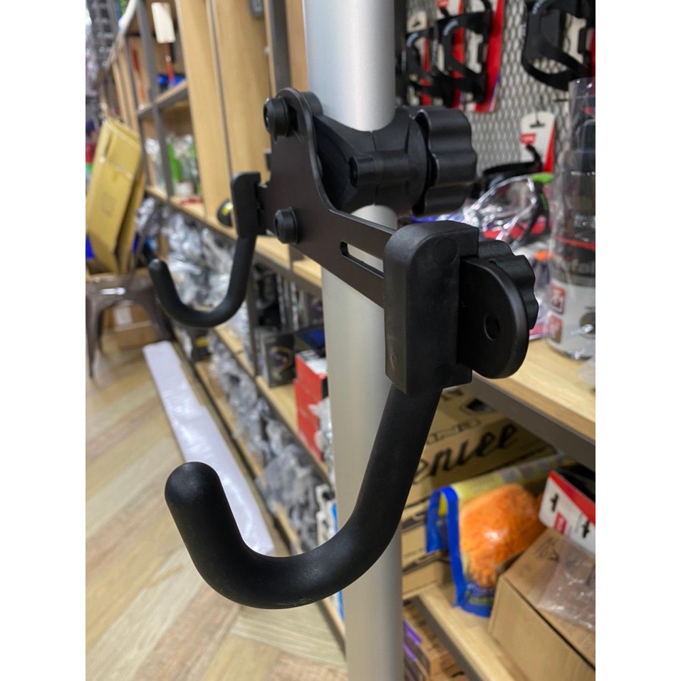 Cây treo trưng bày xe đạp chạm trần treo được 2 xe - SPORTS WORLD