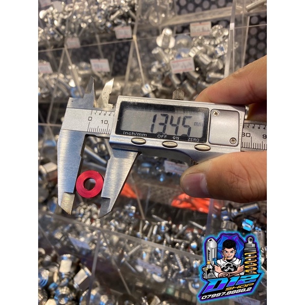 Lông Đền Nhôm Đỏ 6li fi nhỏ sử dụng vị trí lốc máy & những hốc kẹt