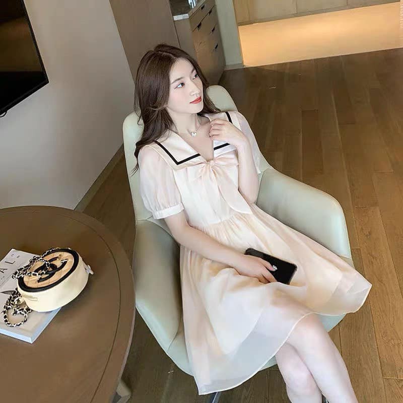 Váy trắng dáng xoè viền cổ đính nơ chất voan tiểu thư siêu xinh - Váy kỷ yếu SS149 | BigBuy360 - bigbuy360.vn