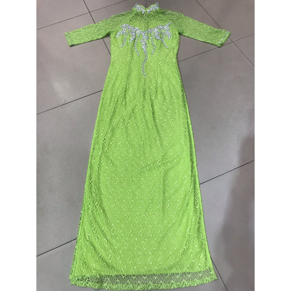 Áo dài ren xanh cốm đính hoa cườm trắng cỡ L
