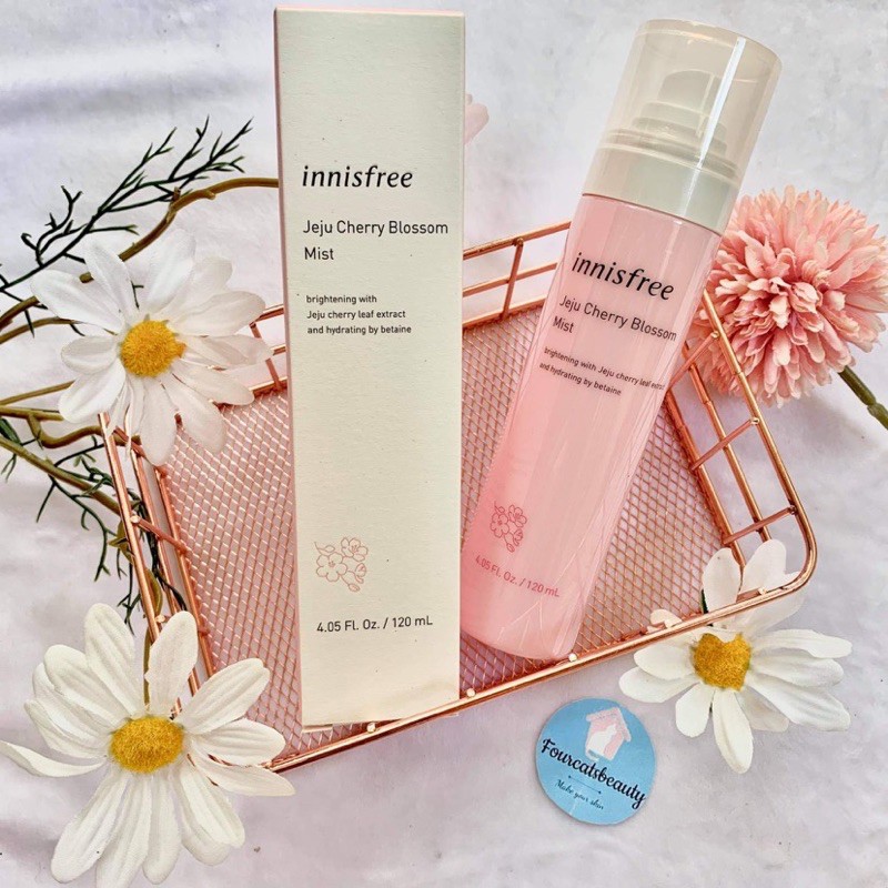 Xịt Khoáng Làm Sáng Da, Dưỡng Ẩm Chiết Xuất Hoa Anh Đào Innisfree Jeju Cherry Blossom Mist 120ml