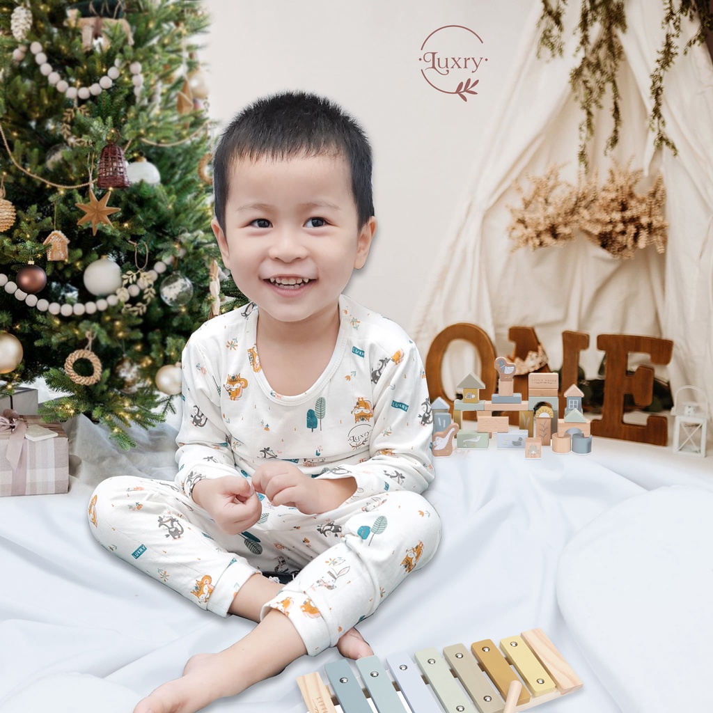 Bộ quần áo dài tay thu đông dành cho bé, chất liệu vải sợi tre ấm áp, họa tiết dễ thương nhà Luxry