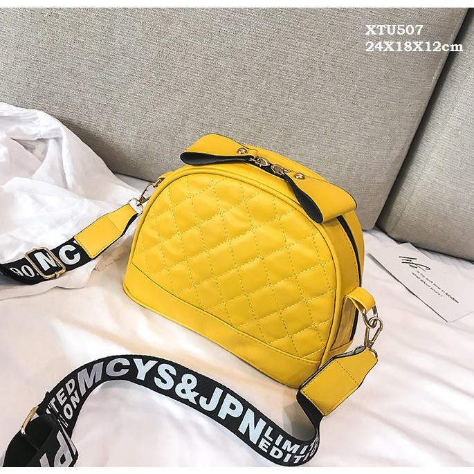 XTU507 XẢ HÀNG  Túi Đeo Chéo Dây Bản To