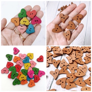 Set 10 nút gỗ hình trái tim