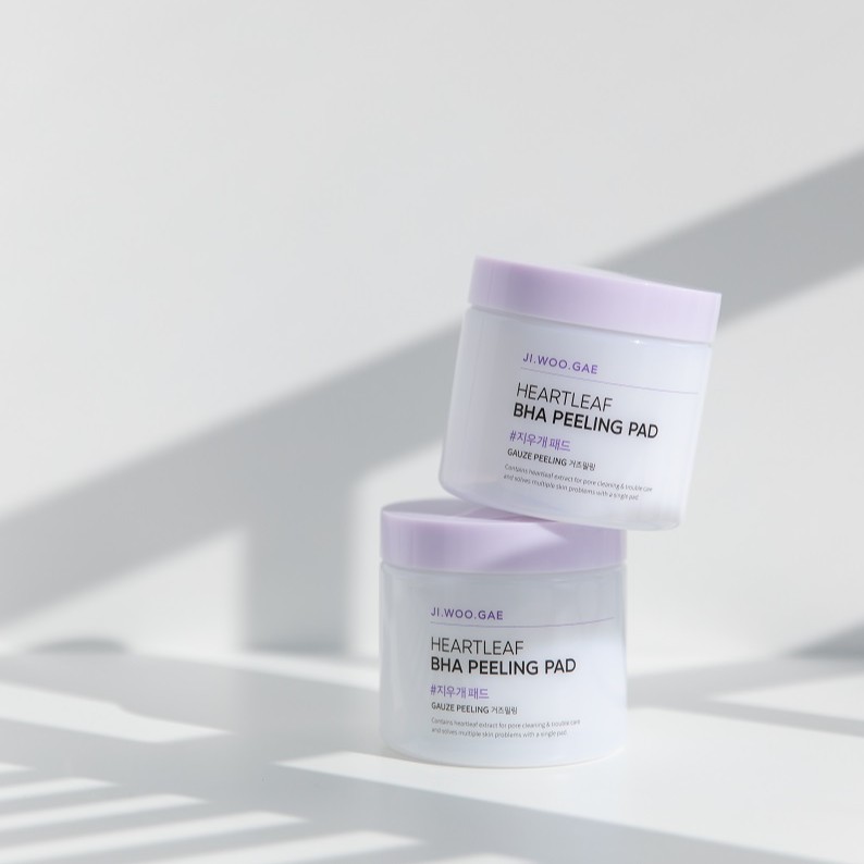 Hộp 60 bông tẩy tế chết chứa BHA Heartleaf Celimax 125ml | BigBuy360 - bigbuy360.vn