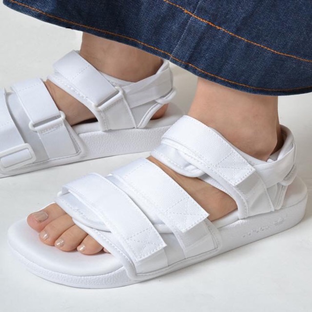 Sandanl Adidas