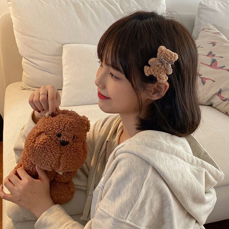 Kẹp Tóc Gấu Teddy Lông Xù Đính Nơ Caro