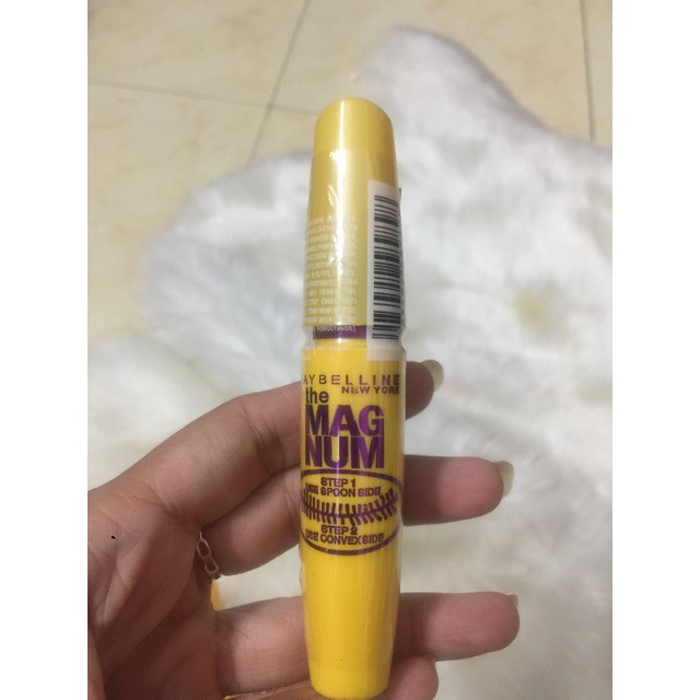 Mascara cho làn mi cong vuốt