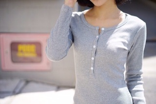 Đầm body hai vạt