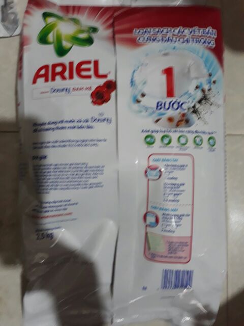 bột giặt ariel 2.7kg và 2.5kg